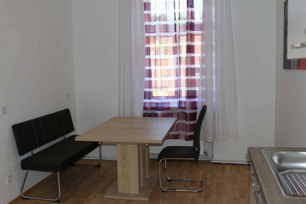 Apartment Fonhauser Amstetten Exteriör bild